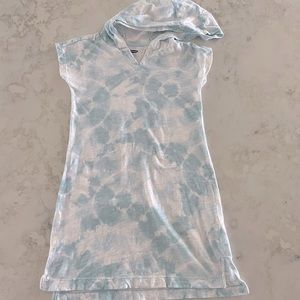 Old Navy / Hooded tie dye coverup